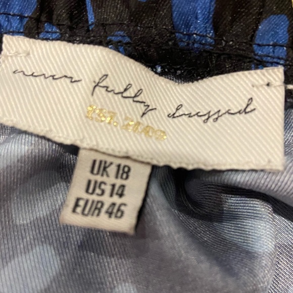 Fun and playful rainbow polka dot dress - Picture 4 of 4